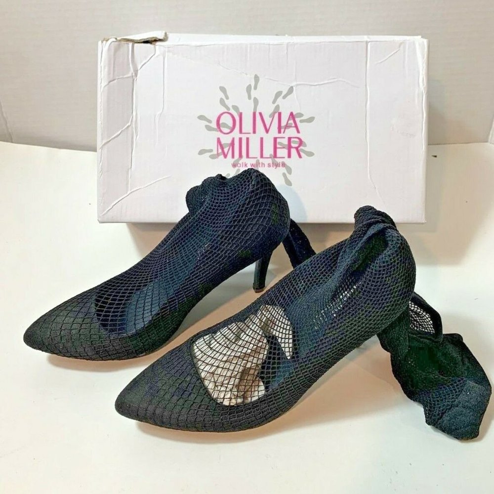 Olivia Miller GHOM-152 Black Heels With Fishnet Stockings Size 6 New